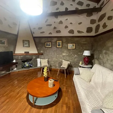 Casa La Candelaria - * Moya (Gran Canaria)